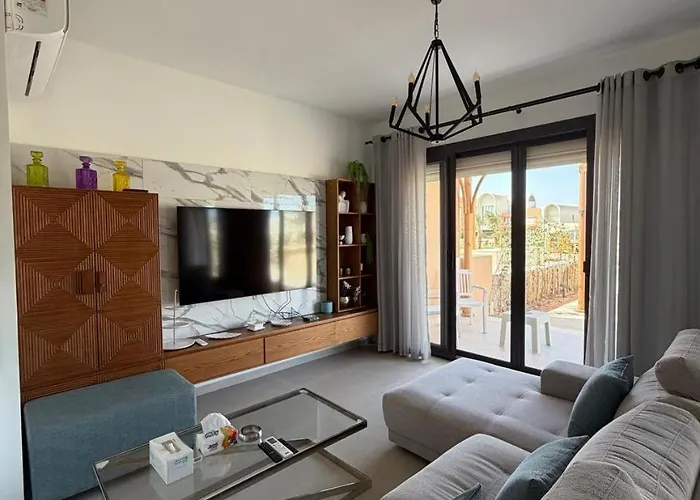 Elegant 3br Nanny In Kamaran *