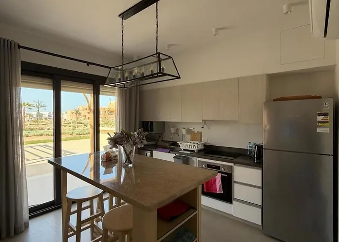 Elegant 3br Nanny In Kamaran شقة *