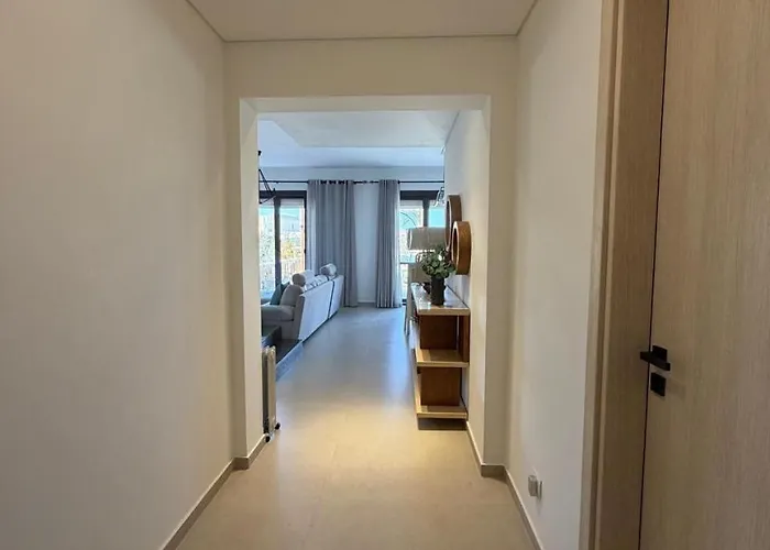 Elegant 3br Nanny In Kamaran * الغردقة