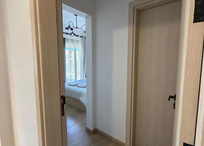 Elegant 3br Nanny In Kamaran شقة *